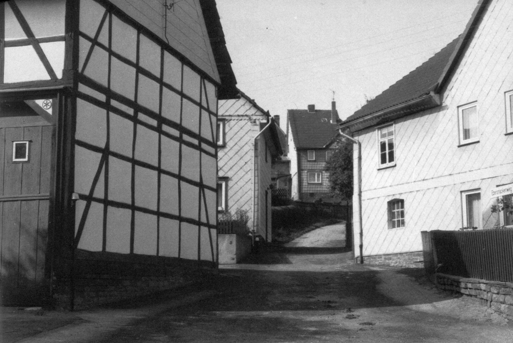 Holenberg, Ebersnackenweg